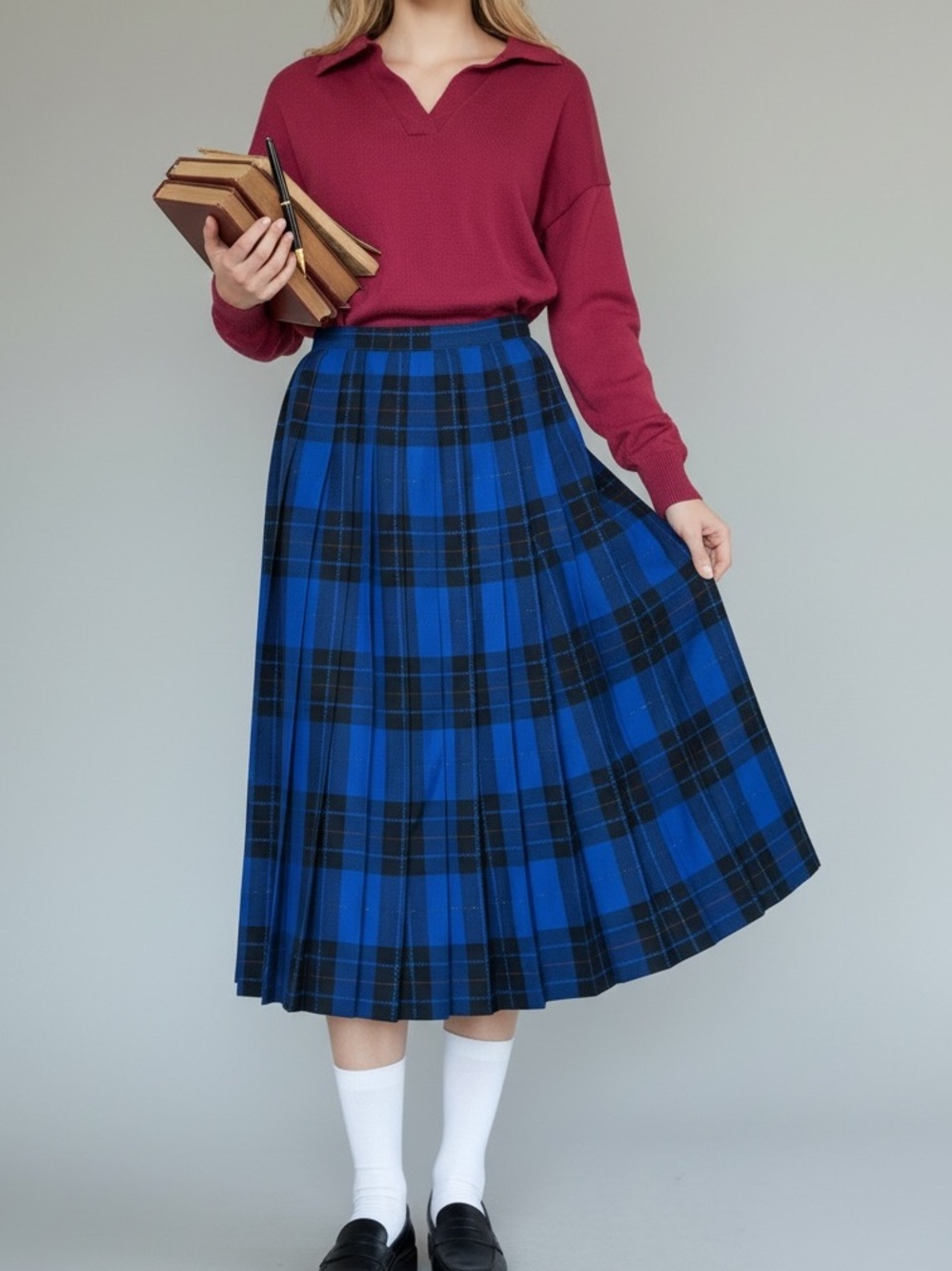 Vintage 100% Wool Plaid Pleated Midi Skirt | Blue & Black Tartan Size 6 Fall